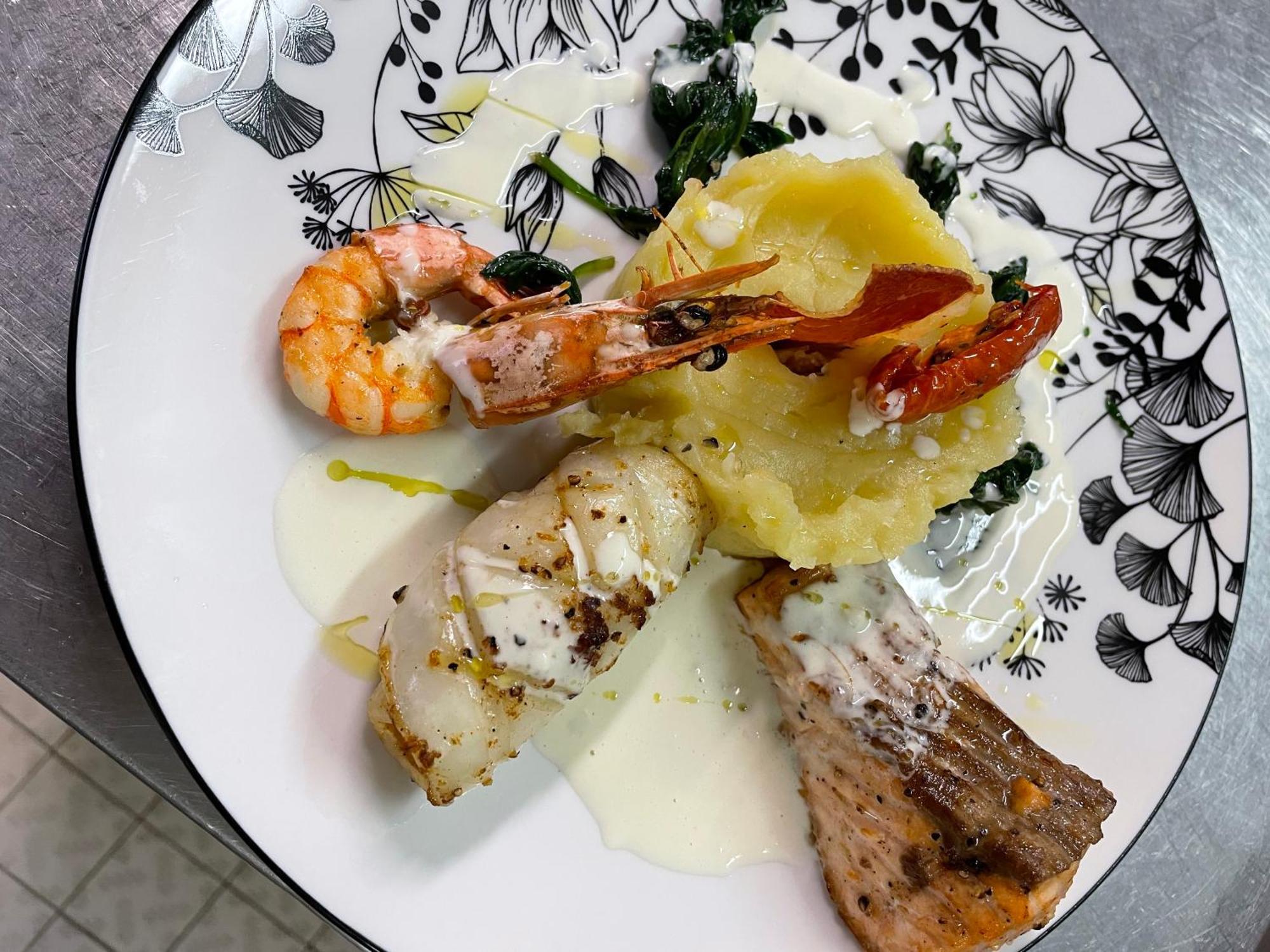 Hotel Restaurant Kyriad Brive Centre מראה חיצוני תמונה